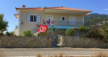 Villa 4 rooms with Furnitured, with Fireplace, with Storage Room in Arcadia Regional Unit, Greece