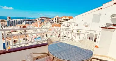 Penthouse 3 bedrooms in Arona, Spain