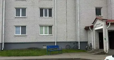 Apartamento 2 habitaciones en Piersamajski, Belarús