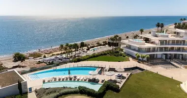 2 bedroom apartment in Estepona, Spain