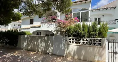 2 bedroom house in Torrevieja, Spain