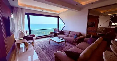 Appartement 4 chambres dans Mezitli, Turquie
