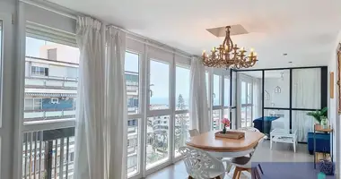 Penthouse  mit Balkon, mit Aufzug, mit Terrasse in Alicante, Spanien