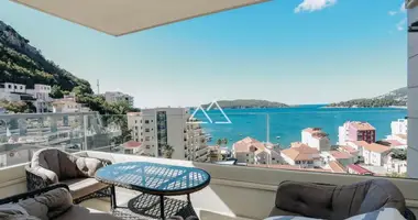 3 bedroom apartment in Rafailovici, Montenegro
