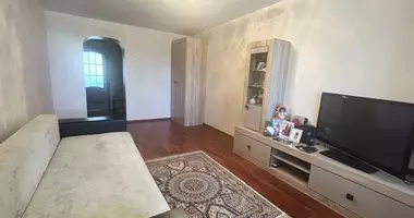 3 room apartment in Cahielnia, Belarus