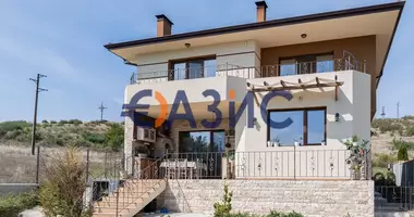 Casa 4 habitaciones en Burgas, Bulgaria