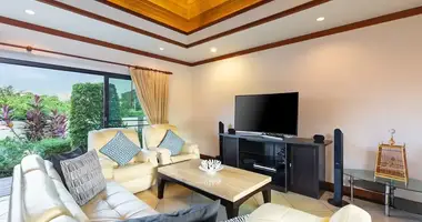 Villa 3 chambres avec Fenêtres double vitrage, avec Meublesd, avec Climatiseur dans Phuket, Thaïlande