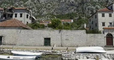 Участок земли в Доброта, Черногория