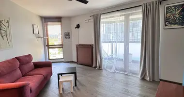 Квартира 2 комнаты в Варшава, Польша