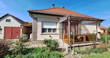 Dom 3 pokoi w Marcali, Węgry