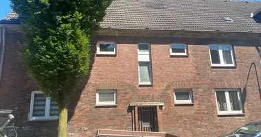 Доходный дом 250 м² в Дуйсбург, Германия