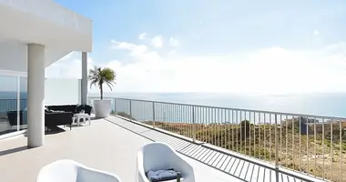 2 bedroom apartment in Benalmadena, Spain
