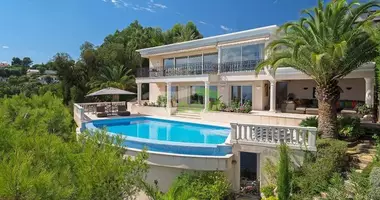 Villa  with Sea view in Metropolitan France, France
