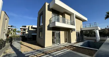 Villa 5 zimmer mit Balkon, mit Klimaanlage, mit Meerblick in Urla, Türkei