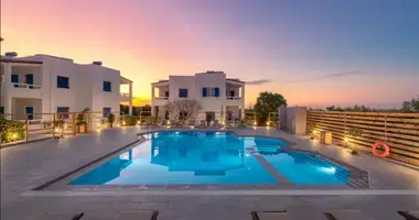 Hôtel 1 760 m² dans Analipsi, Grèce
