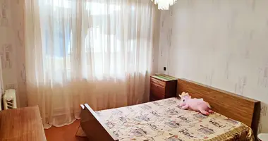 Apartamento 3 habitaciones en Machulishchy, Bielorrusia