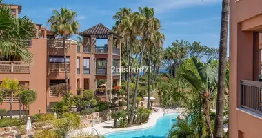 Apartamento 3 habitaciones en San Pedro Alcantara, Španjolska