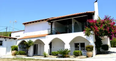 Dom wolnostojący 8 pokojów w Municipality of Lavreotiki, Grecja
