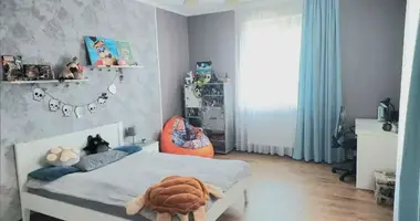 Haus 5 Zimmer in Korsunzi, Ukraine