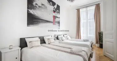 3 room apartment in Budapest, Hungary