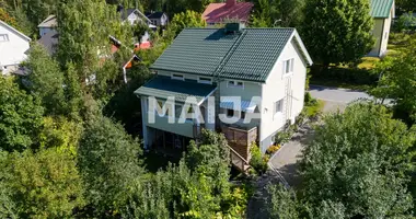 Casa 5 habitaciones en Jyvaeskylae sub-region, Finlandia