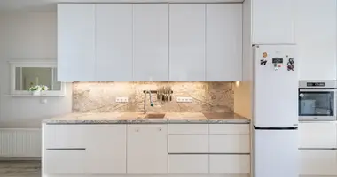 Apartamento 3 habitaciones en Uzliedziai, Lituania