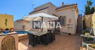 4 bedroom house in Torrevieja, Spain