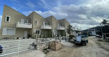 Reihenhaus 3 zimmer mit Meerblick, mit Bergblick, mit Stadtblick in Nea Iraklitsa, Griechenland