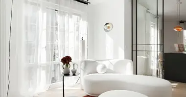 3 bedroom apartment in Madrid, Spain