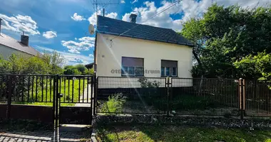 4 room house in Csokonyavisonta, Hungary
