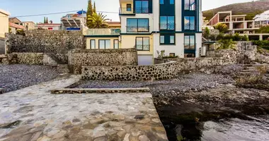 Villa 5 bedrooms with Sea view in Krasici, Montenegro