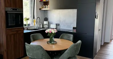 Apartamento 3 habitaciones en Lastva Grbaljska, Montenegro