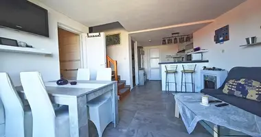 Wohnung 2 Schlafzimmer in Radici, Kroatien