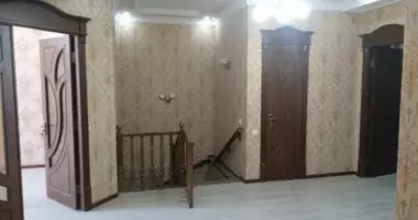 Квартира 6 комнат в Узбекистан