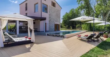 Villa 4 bedrooms in Buroli, Croatia
