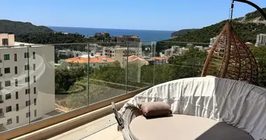 2 bedroom apartment in Becici, Montenegro