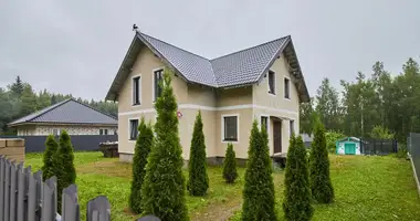 Maison dans Papiarnianski siel ski Saviet, Biélorussie