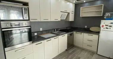 Apartamento 4 habitaciones en Marki, Polonia