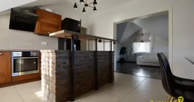 4 room apartment in Ratomka, Belarus