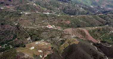 8 bedroom House in Alozaina, Spain