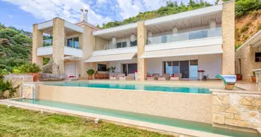 Villa 5 bedrooms in Nea Skioni, Greece