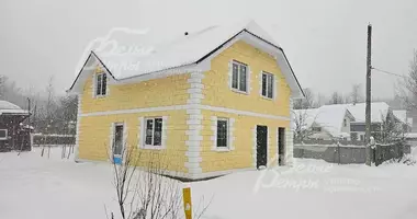 Casa 6 habitaciones en poselenie Desenovskoe, Rusia