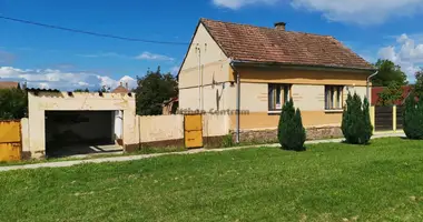 3 room house in Szulok, Hungary