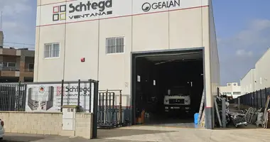 Producción 650 m² en Almoradi, Španjolska