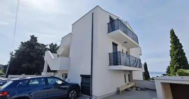 Hotel 440 m² in Crikvenica, Kroatien