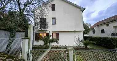 Villa  con Vistas al mar, con Garaje en Montenegro