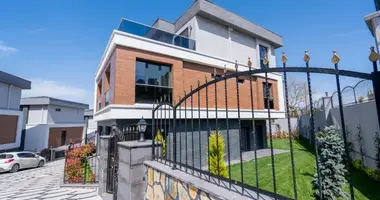 Casa 5 habitaciones en Basaksehir, Turquía