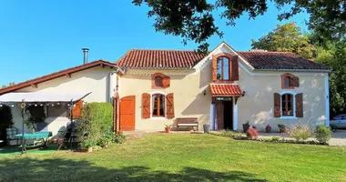 Casa 6 habitaciones en Madiran, Francia