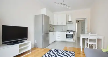 Квартира 2 комнаты в Варшава, Польша