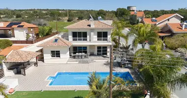 Haus 4 Schlafzimmer in Akrotiri British Sovereign Base Area, Zypern